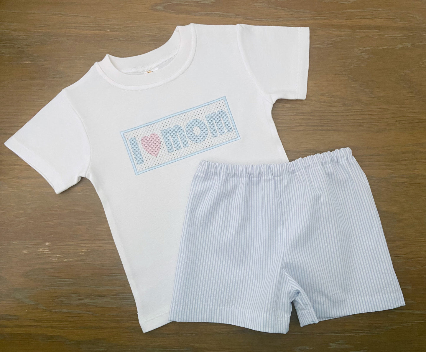 I Love Mom Outfit